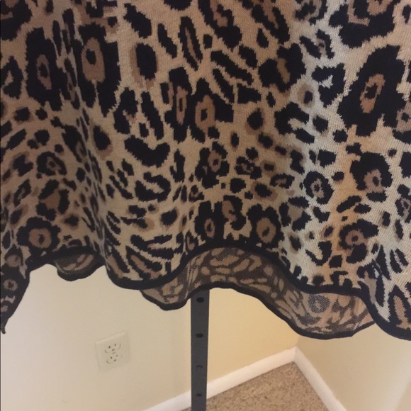 Calvin Klein, Ladies Animal Print Sweater - Picture 7 of 9